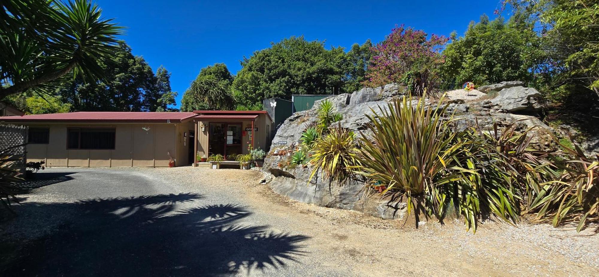 The Rocks Chalets Takaka Kültér fotó